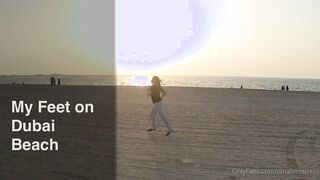Dinahmistress - Short clip made after jogging on Dubai beach, hmmm, My feet wear bit sweat I (03.11.2020)